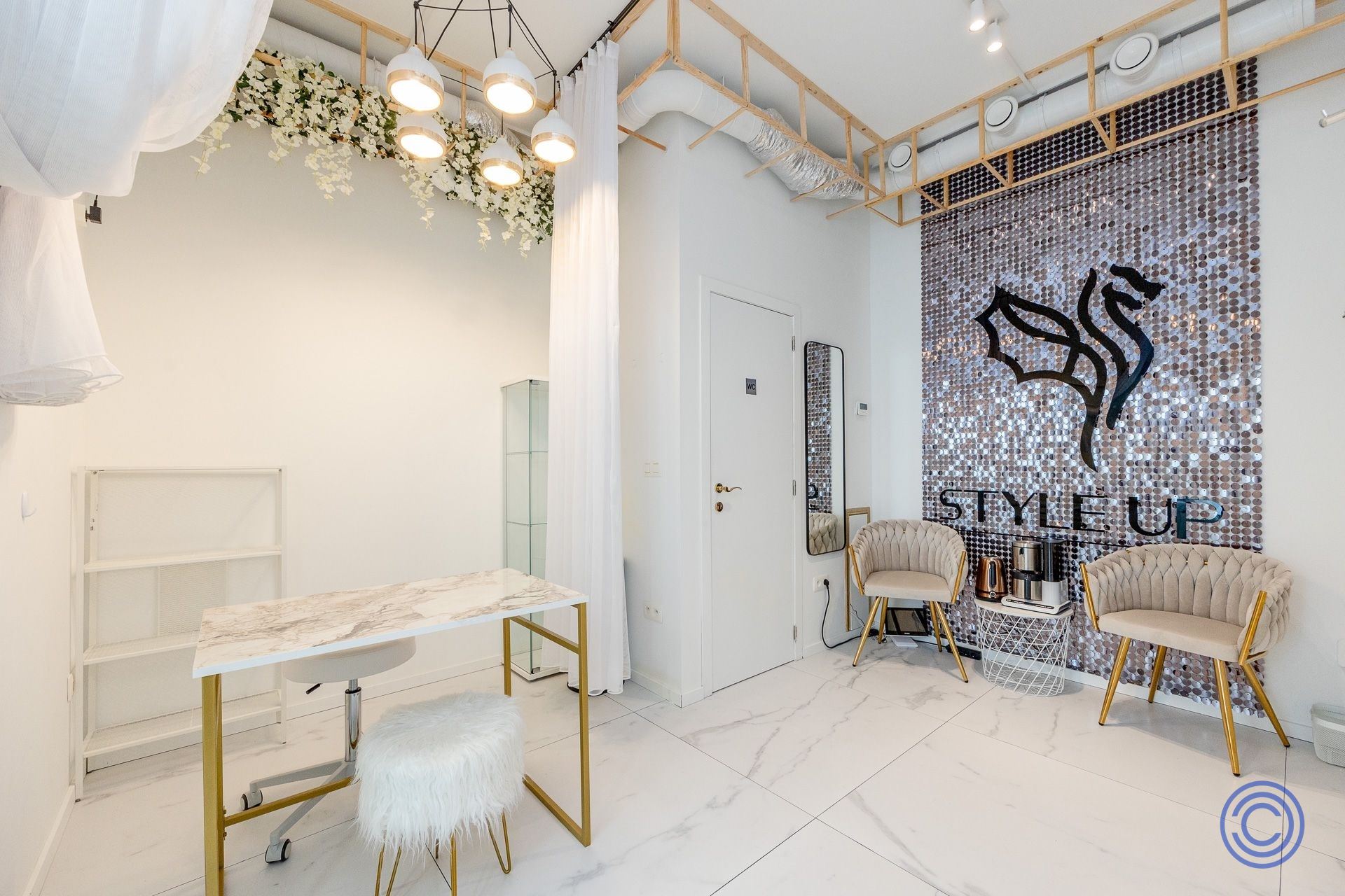 Instapklaar luxe schoonheidssalon met actief klantenbestand - foto 1