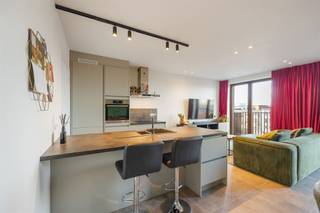 Instapklaar en Energiezuinig Appartement (EPC A) met Zuidgericht Terras in AntwerpenWelkom in dit recent gebouwd appartement uit 2019, waar...