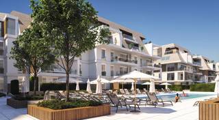 Dit appartement maakt deel uit van het nieuwbouwproject Sailors' Park - Villa Manta.<br /><br />Het duplexappartement is gelegen op de derde en vierde verdieping en werd op plan ingedeeld als volgt:<br />Op het derde verdiep kom je binnen in de inkom met toilet en berging, bureaukamer, open ingerichte keuken en leefruimte palend aan het terras. <br />Via een traphal krijg je toegang tot het vierde verdiep die voorzien is van 2 slaapkamers, badkamer met inloopdouche, apart toilet en een ruim terras.<br />De terrassen zijn noordoostelijk georiënteerd. <br /><br />Verplicht aan te kopen autostaanplaats of afgesloten garagebox is niet in de prijs inbegrepen. <br /><br />Appartement: 126,60 m²<br />Terrassen: 49,63 m²