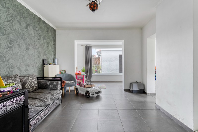 🏡Ruime woning met kantoorgebouw TE KOOP in hartje Wielsbeke – Marktstraat! - foto 4