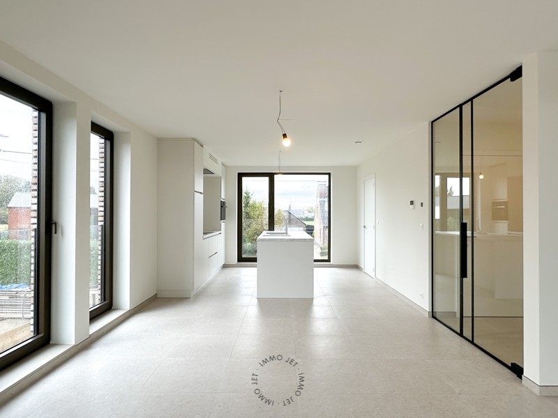 Appartement à louer à Verrebroek avec 3 chambres - photo 3