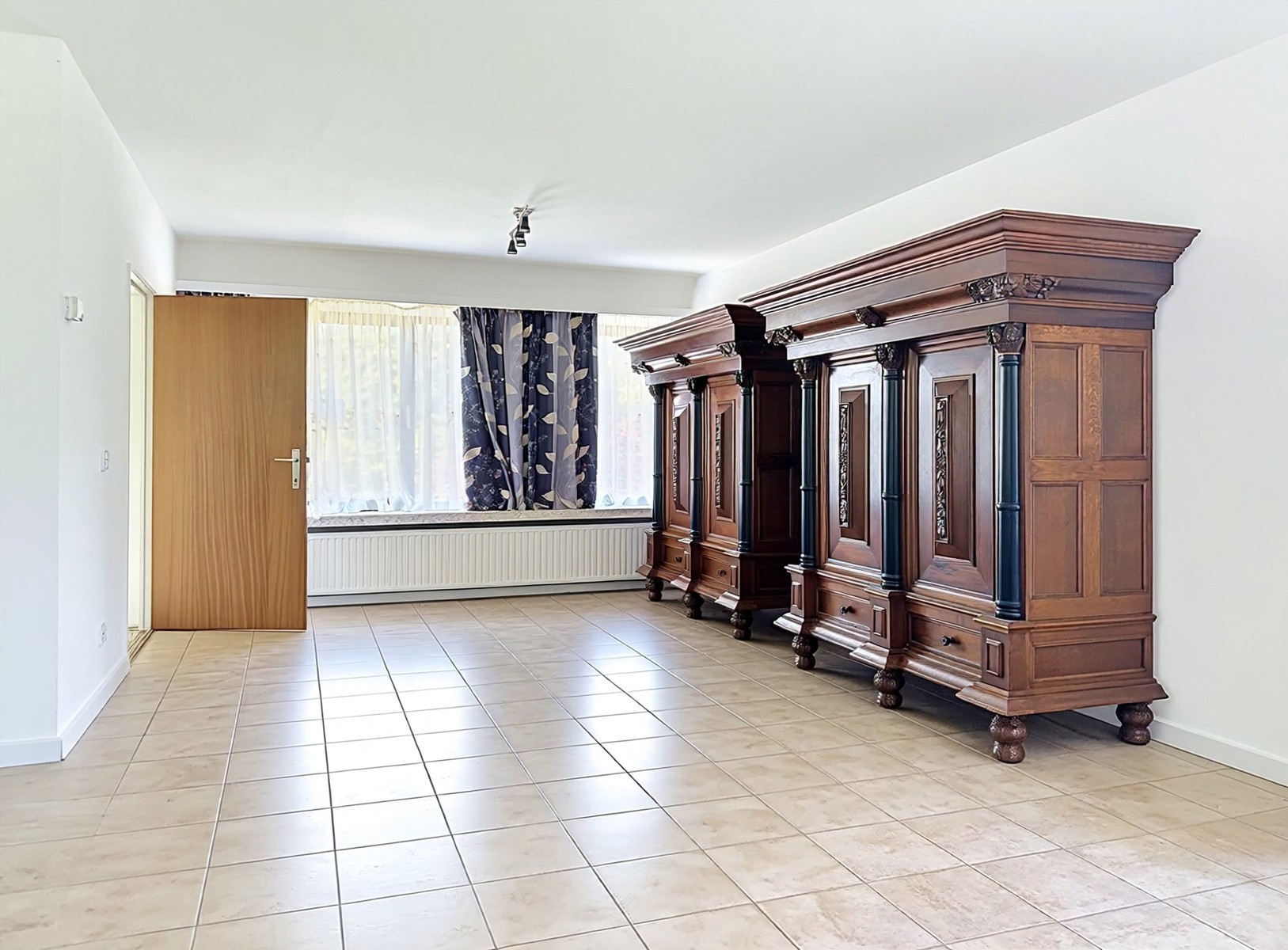Hoekappartement met 2 slaapkamers en terras met groen zicht — Aartselaar centrum - foto 4