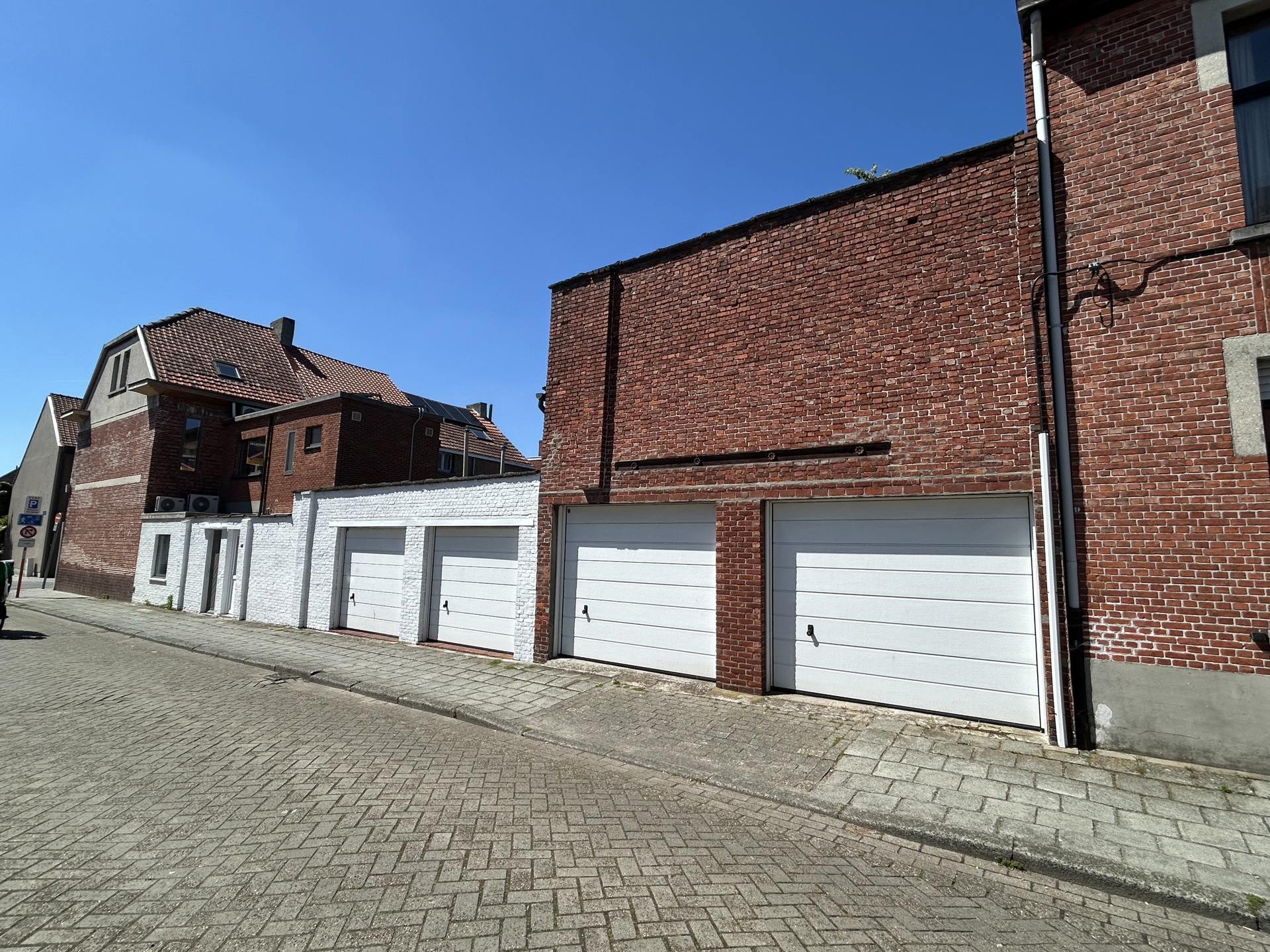 Afgesloten garagebox op gunstige ligging te koop - foto 5