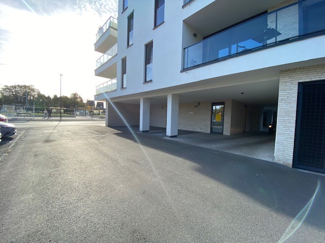 2 overdekte staanplaatsen te koop in centrum van Diksmuide - foto 5
