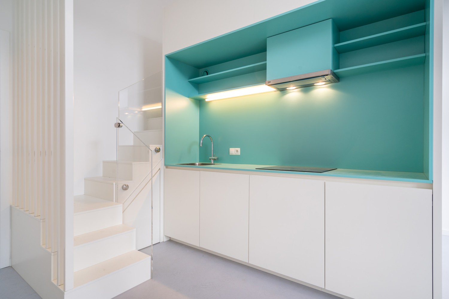 Trendy bemeubelde studio te Hungaria! - foto 5
