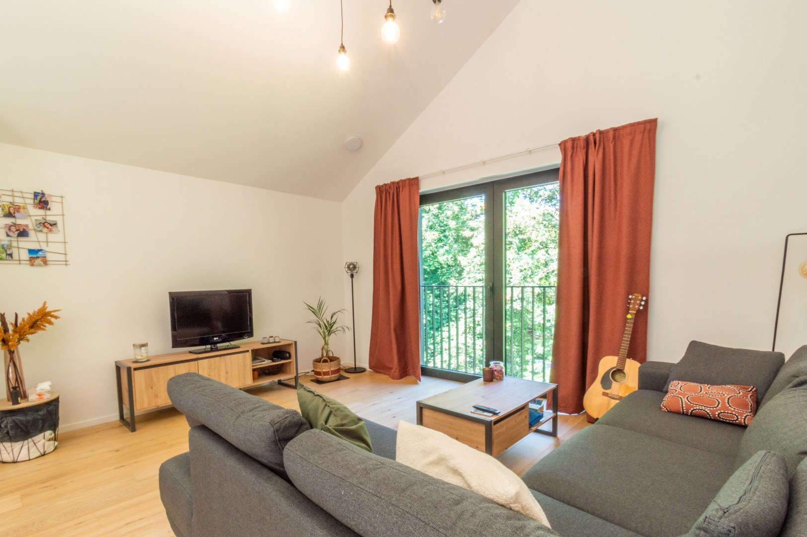 Un duplex-appartement / maison entièrement rénové - photo 5