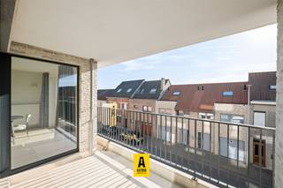 Stijlvol wonen vlakbij zee lichtrijk 2-slaapkamerappartement met ruim zonneterras in BredeneOp zoek naar een instapklaar appartement aan de kust met...