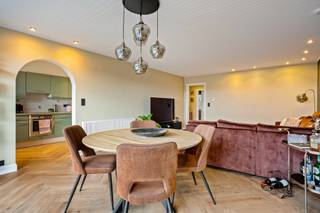 Gelegen op een uitstekende locatie in Edegem, aan de Buizegemlei 92, bevindt zich dit verzorgd en praktisch ingedeeld appartement met...