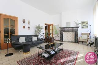 UNIEK GELIJKVLOERSAPPARTEMENT van 173 m² IN HARTJE STAD met 2 SLAAPKAMERS en ROYAAL TERRASUitzonderlijk ruim appartement met karakter in het...