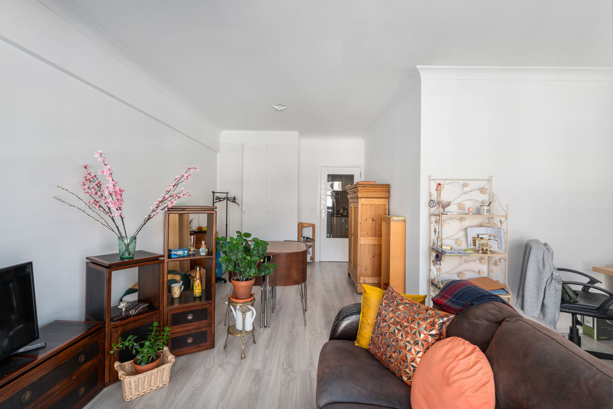 Serviceflat met 1 slaapkamer te Ukkel – Uitstekende investeringskans; - foto 5