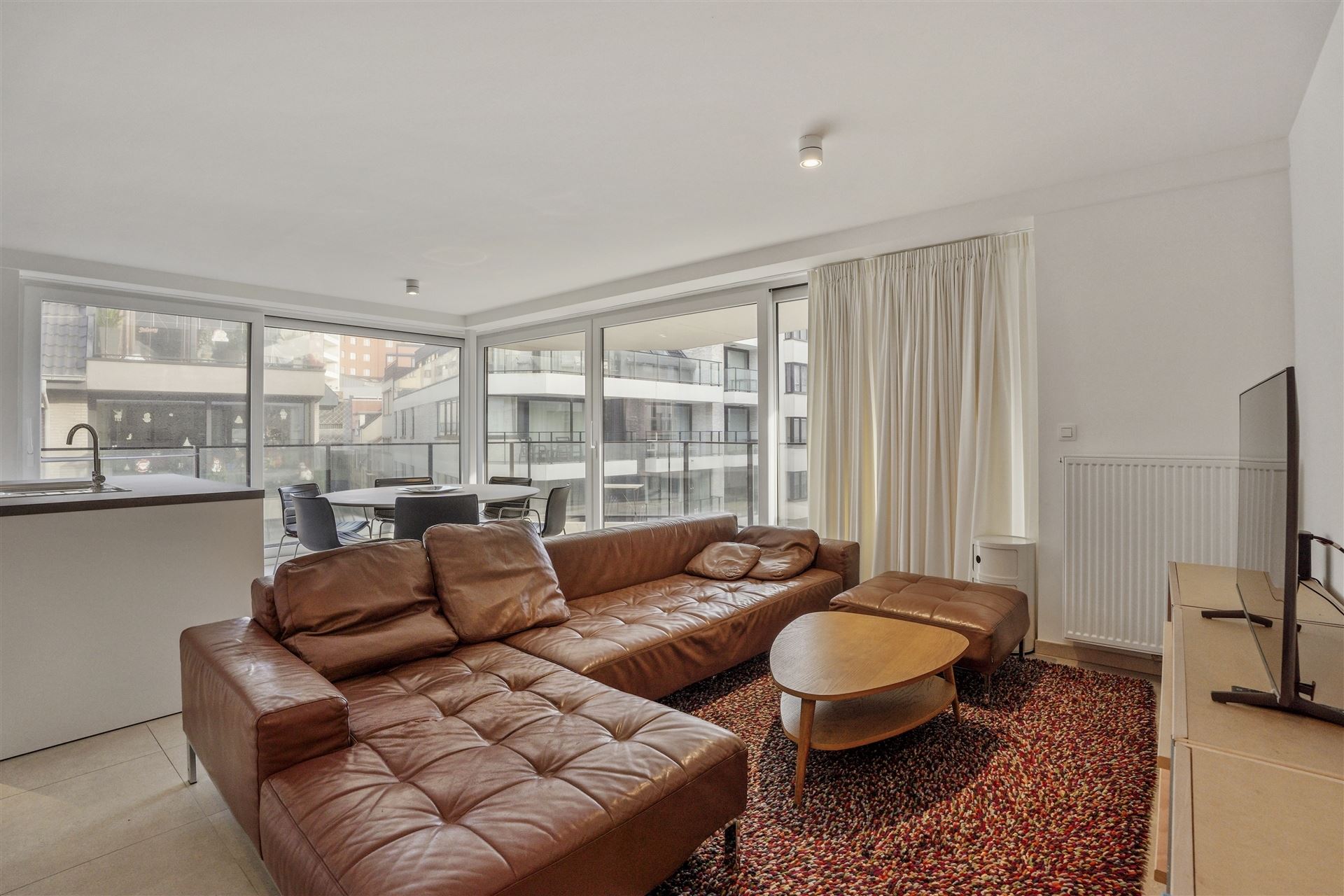 INSTAPKLAAR / RECENT GEBOUW  - foto 5