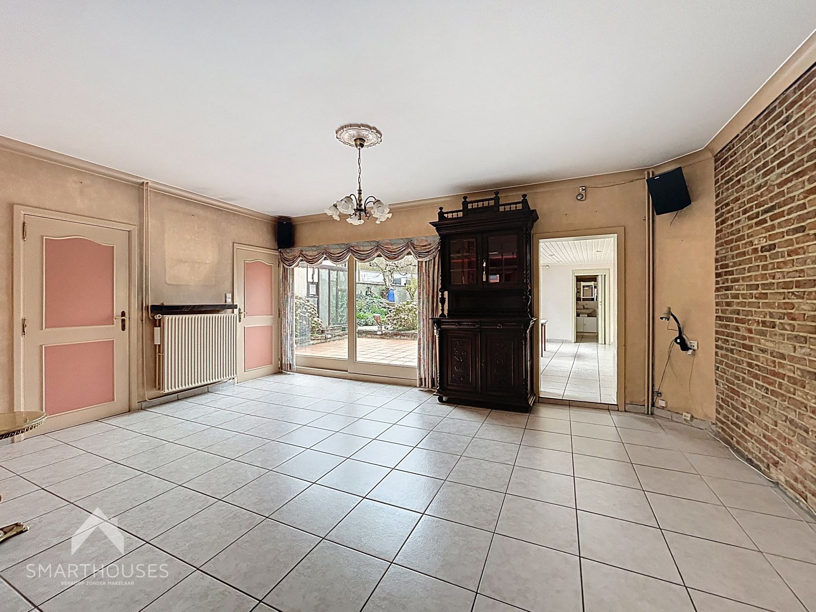 Ruime gezinswoning met 4 slaapkamers, garage en tuin - foto 5