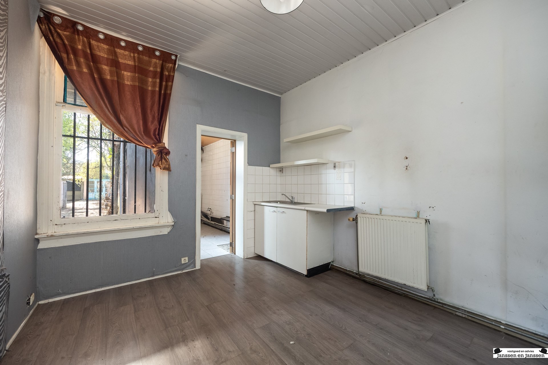 Te koop: Opbrengsteigendom op centrale locatie in Merksem! - foto 4