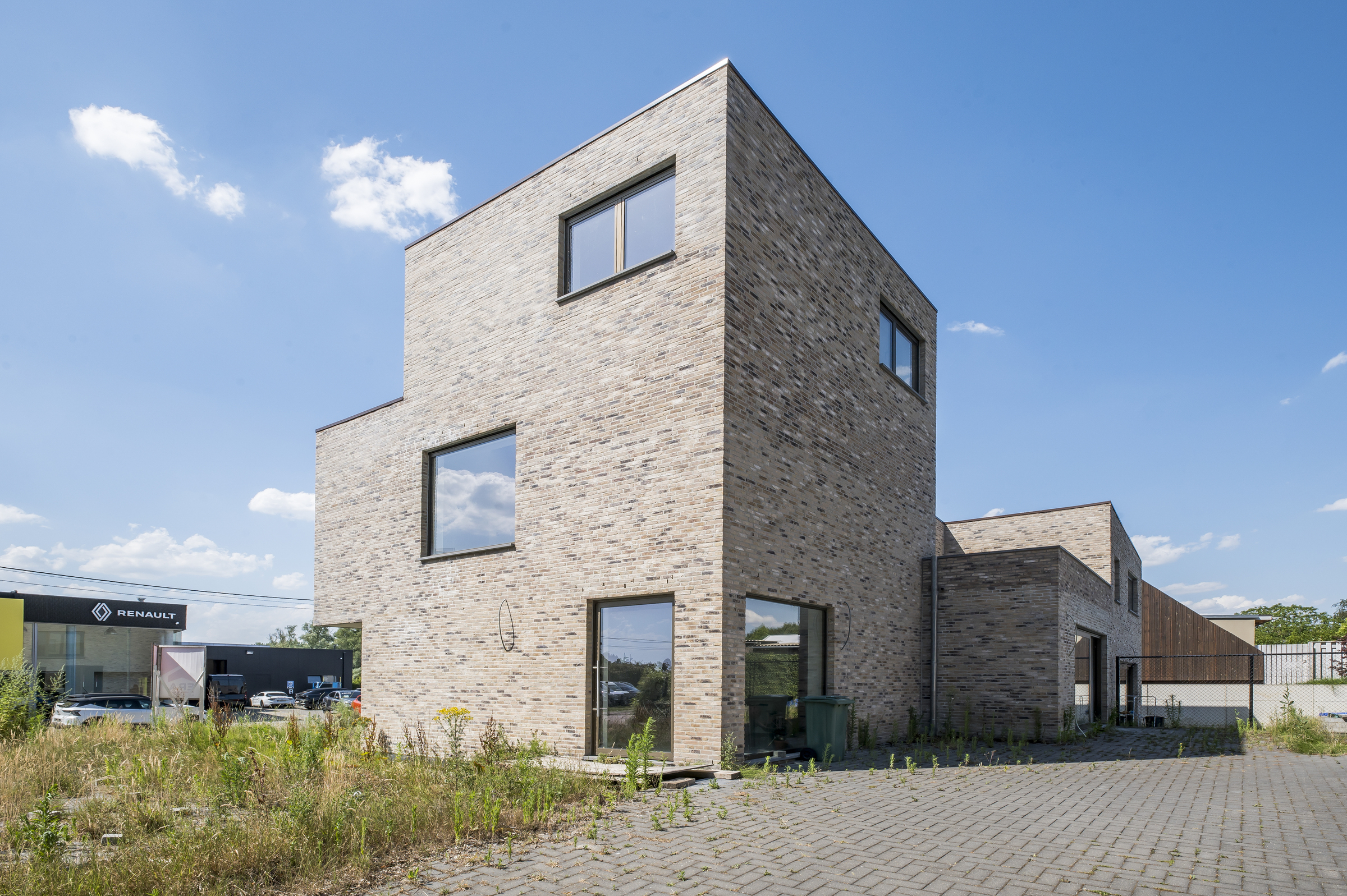 Hedendaagse halfopen nieuwbouwwoning - verder af te werken - foto 2