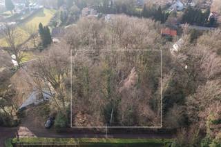 Located in one of the most sought-after neighborhoods in RHODE-SAINT-GENESE, this magnificent 43-acre plot of land is a rare opportunity on...