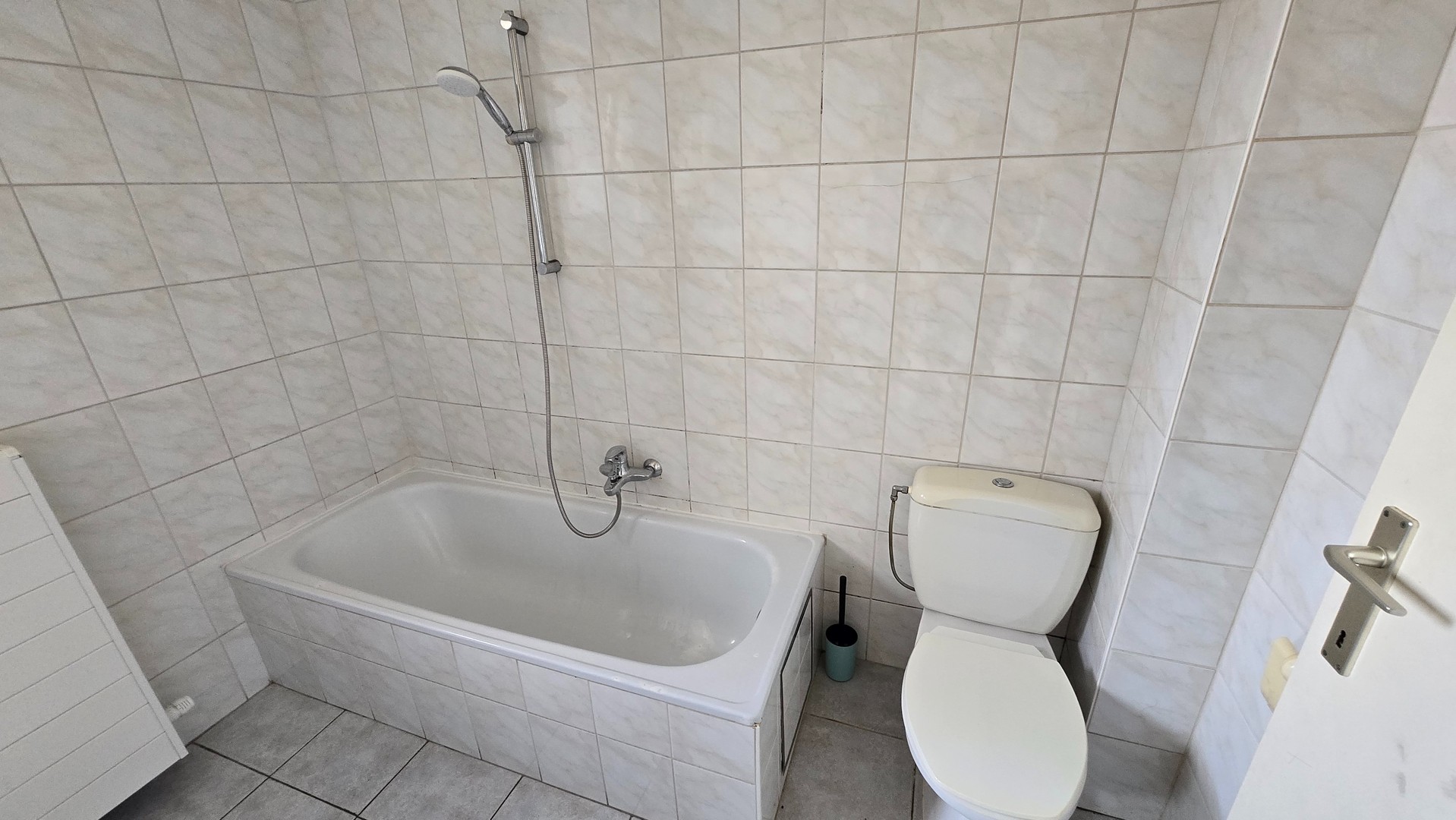 Gelijkvloers appartement met 1 slaapkamer - foto 4
