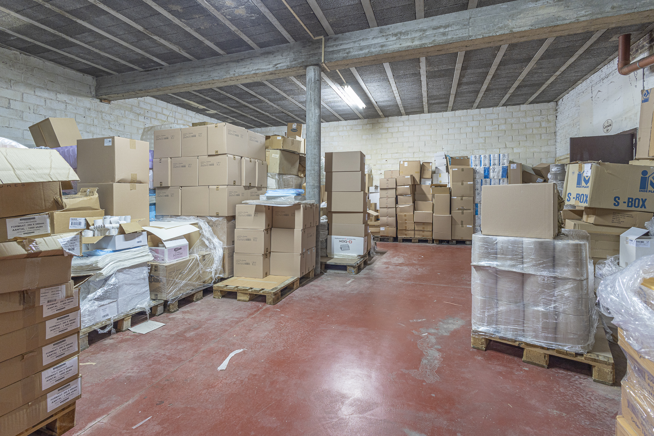 Te renoveren woonhuis met zeer grote loods (505m²) in Asse. - foto 5