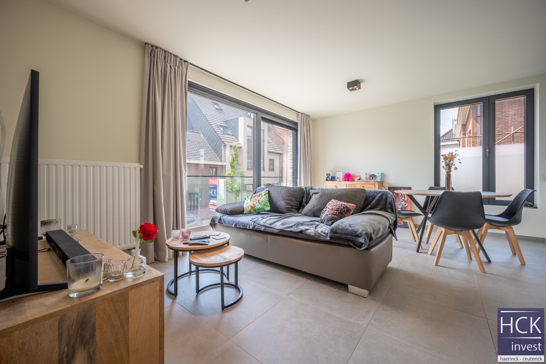 KRUISHOUTEM - Lichtrijk nieuwbouw app. met 1 slpk + staanplaats! - foto 4
