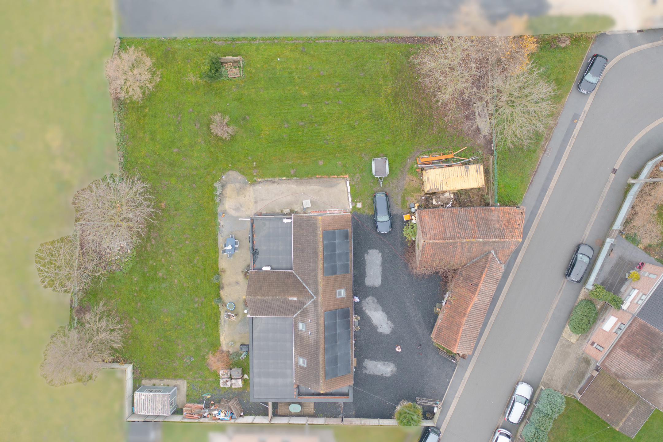 Ruime en energiezuinige woning met studio en tuin in Gaurain - foto 3