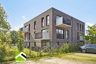 Ben je op zoek naar een instapklaar appartement met alle comfort, energiezuinig en een uitstekende ligging?Dan is dit prachtig appartement in...
