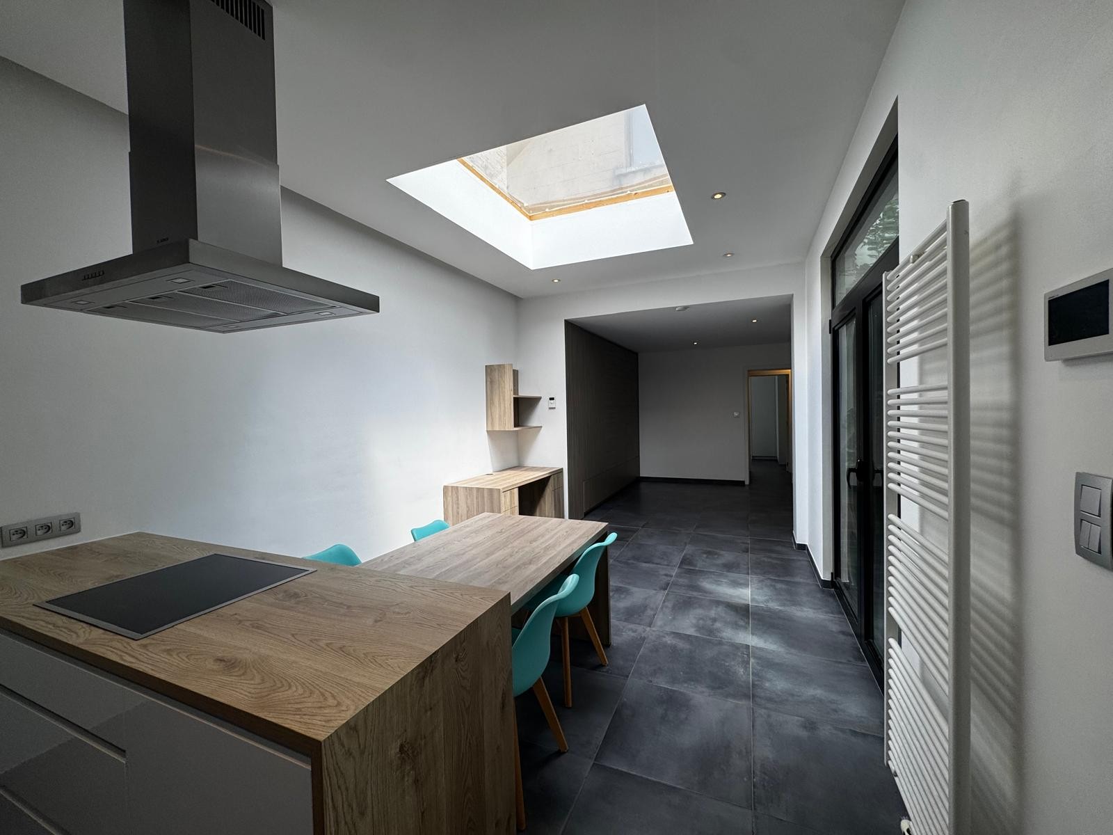 Instapklare woning met 3 slaapkamers nabij het centrum van Kortrijk te huur - photo 5