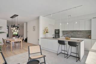 Prachtige energiezuinige HOB-villa (A+) met 4 slaapkamers en hoogwaardige afwerking! (195 m²). In een rustige nieuwbouwwijk vind je deze...