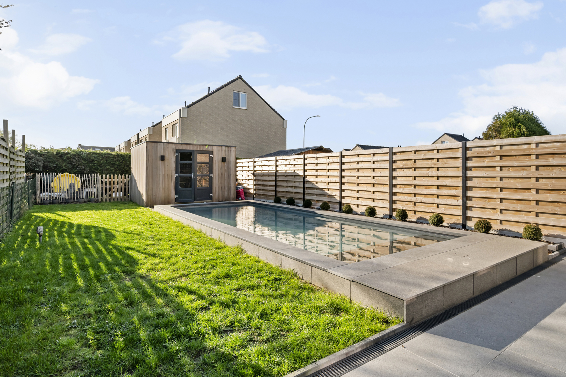 Instapklare halfopen woning (EPC B) met garage en zwembad - foto 5