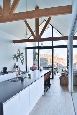 Wonen in alle rust, met een uitzonderlijk open landschap als dagelijkse achtergrond in een mooi afgewerkte woning. Deze recente renovatie focust...