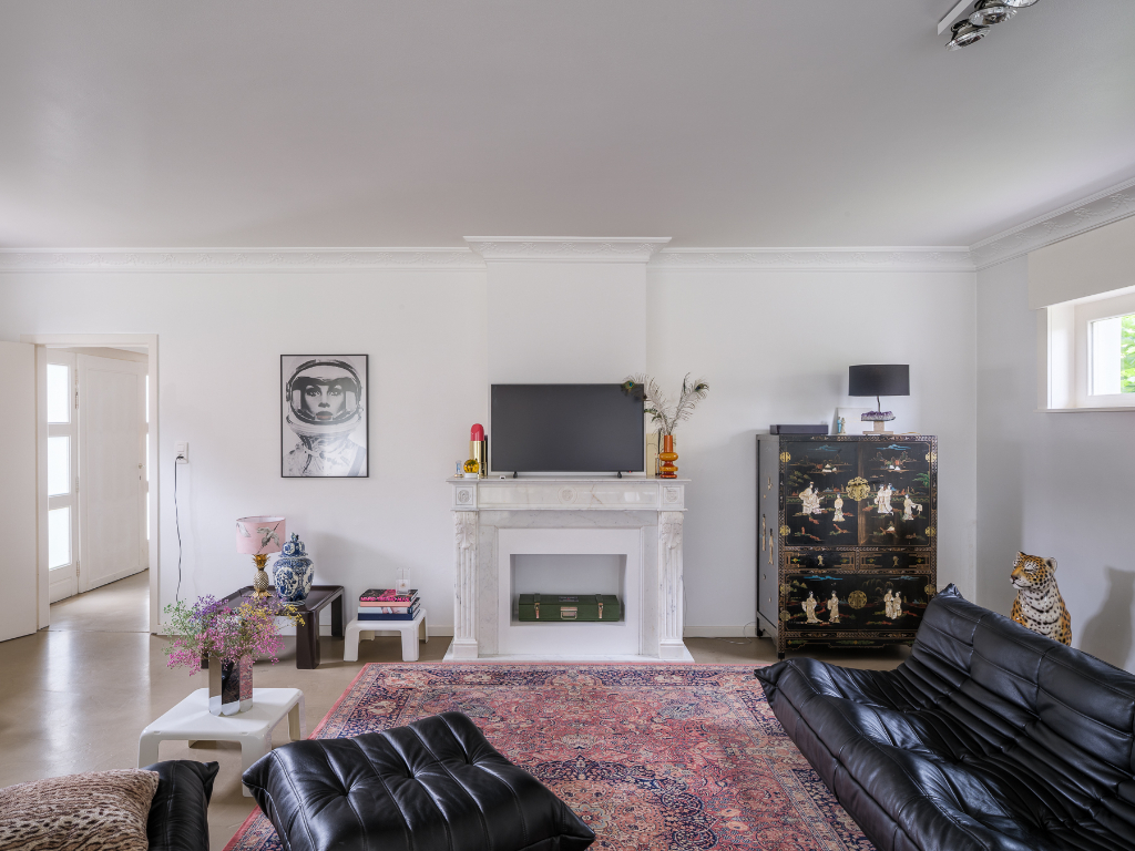 Karaktervolle woning met polyvalente achterbouw en aangename tuin in Westrem. - foto 4