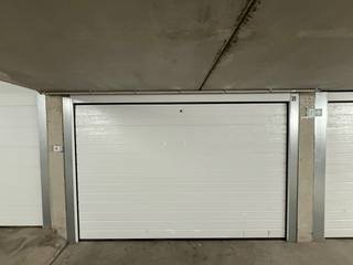 Garagebox te huur:B: 2,75mL: 6,23mH: 1,79m...