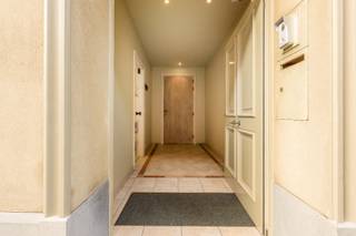 Deze ZEER RUIME HERENWONING is gelegen in het pittoreske dorp Aarsele (deelgemeente van Tielt) met name in de Aarselestraat 8 op een perceel grond...