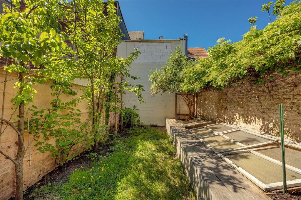 Piekfijn gerenoveerd huis met zonnige stadstuin vlakbij Park Spoor Noord  - foto 4