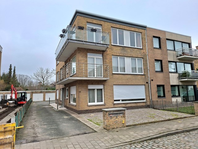 Garage for rent in Sint-Andries - photo 1