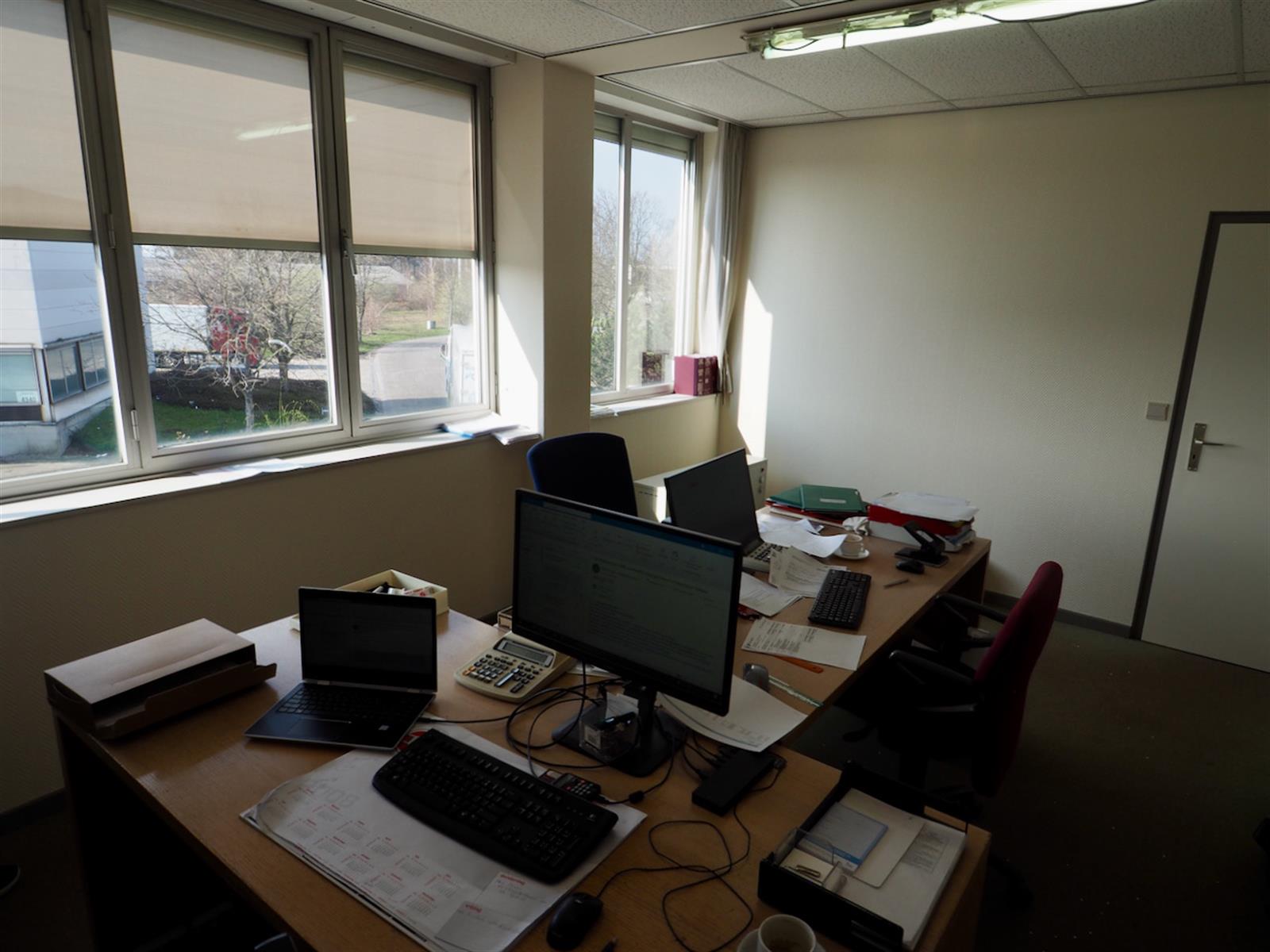 Kantoorgebouw - foto 5