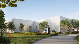 Nieuw bedrijfsgebouw van <strong>1.028 m² opslag </strong>en 10 privatieve parkeerplaatsen  te koop. Uitermate strategisch gelegen vlak naast de afrit 18 (Ruisbroek) van de Ring van Brussel. Onmiddellijke verbinding naar de <strong>E19 Brussel </strong>- Bergen, de E40 en de A12. deze ontwikkeling bevindt zicht op de voormalige Papierfabriek Catala.<br /><br />De <strong>casco magazijn </strong>(brandklasse C) beschikt over een vrije hoogte van 10 meter en is bereikbaar via <strong>1 automatische sectionale poort.</strong> De unit is voorzien van een elektrische aansluiting van 3X400V 80A, een lichtstraat met rookluik, wateraansluiting en een polybetonvloer met een draagvermogen van 3t/m². Daarnaast beschikt de unit over individuele nutsvoorzieningen, <br /><br />Het gebouw maakt deel uit van het Catala Business Park, waar ook <strong>andere oppervlaktes</strong> te koop zijn van <strong>700 tot 4.000 m²</strong>, flexibel samenvoegbaar tot grotere ruimtes, met voorziene <strong>oplevering in Q3 2027</strong>.<br /><br />Contacteer <strong>PANORAMA B2B </strong>voor bijkomende inlichtingen of een vrijblijvend plaatsbezoek <strong>0479 70 70 70.</strong>