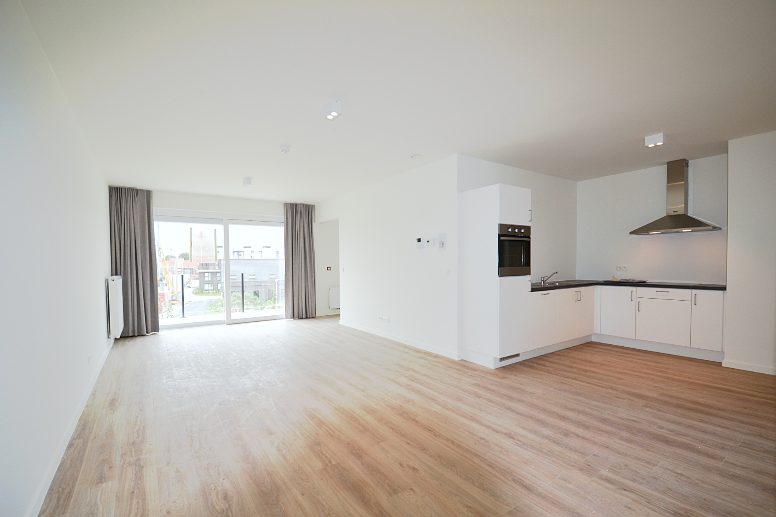 Éénkamerige assistentieflat in Izegem! - foto 1