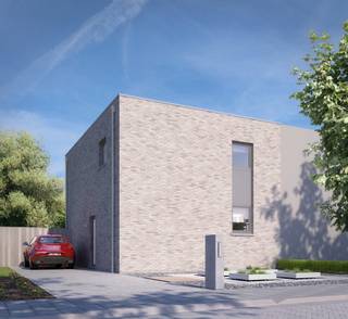 HALFOPEN EIGENTIJDSE BEBOUWINGEN <br /><br />2 zeer energiezuinige woningen in Houthalen.<br /> <br />Deze bouwgronden van 6a73ca (lot 1) en 7a (lot 2) bieden de mogelijkheid tot het bouwen van je woning naar eigen wensen. Je geniet van een zeer goede verbinding doordat je vlakbij de op – en afrit van de E314 zit. Verschillende winkels, scholen, en openbaar vervoer liggen ook in de buurt. Voor de natuurliefhebbers kent deze regio veel groen, met natuurgebieden “Kelchterhoef” en “de Teut” kort in de buurt.<br /> <br />De percelen zijn geschikt voor een halfopen bebouwing van 9 meter breed (het voorbeeld op de website is 6,90 meter breed, maar wordt dus aangepast volgens de bouwvoorschriften). Op onze website stellen wij een moderne woning voor van 131m2 met plat dak, bestaande uit een inkomhal, aparte toilet, open keuken, leefruimte en een ruime berging op het gelijkvloers. Boven vinden we 3 slaapkamers, een technische ruimte en een badkamer met douche + bad. Uiteraard zijn er nog tal van andere mogelijkheden.<br /><br />AVL biedt jou de mogelijkheid tot het bouwen van een woning naar eigen wensen, contacteer ons voor de mogelijkheden.<br />De woning biedt u alvast alle zekerheden en garanties inzake EPB waarden!<br /><br />Dit project realiseren wij in samenwerking met ERA NOBIS.<br /><br />SLEUTEL OP DE DEUR<br />- Ruwbouw winddicht<br />- Sanitaire leidingen (inclusief hergebruik van regenwater)<br />- Elektriciteit<br />- Verwarming via warmtepomp met vloerverwarming <br />- Pleisterwerken<br />- Isolatiewerken en chape<br />- EPB berekening<br />- Ventilatiesysteem D+<br />- Kostprijs architect en veiligheidscoördinatie inclusief<br />- Zonnepanelen<br />- Afgewerkte keuken<br />- Sanitaire toestelen<br />- Tegelvloeren op het gelijkvloers en in de badkamer<br />- Binnendeuren in grondlaag<br />- Trappen in hout <br />- Voegwerken<br /><br />LOT 1 PRIJS SLEUTEL OP DE DEUR <br />€ 389 799 excl. alle kosten op grond en constructie<br />€ 460 932 incl. alle kosten op grond en constructie<br /><br />LOT 2 PRIJS SLEUTEL OP DE DEUR <br />€ 389 799 excl. alle kosten op grond en constructie<br />€ 460 932 incl. alle kosten op grond en constructie