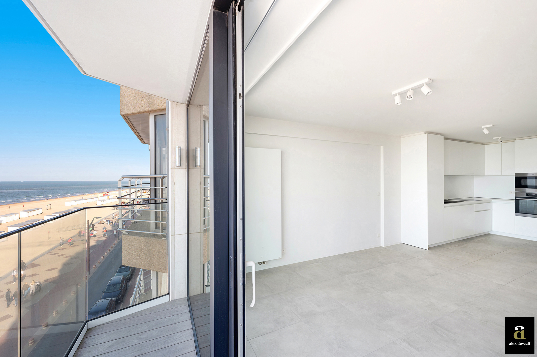 Apartment for sale in Knokke-Heist with 2 bedrooms - photo 3