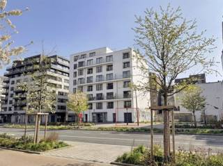 Ondergrondse (-1) binnenstaanplaats nummer 8, gemakkelijk toegankelijk en bereikbaar, te koop in residentie Pelikaan, recent opgeleverd in 2009...