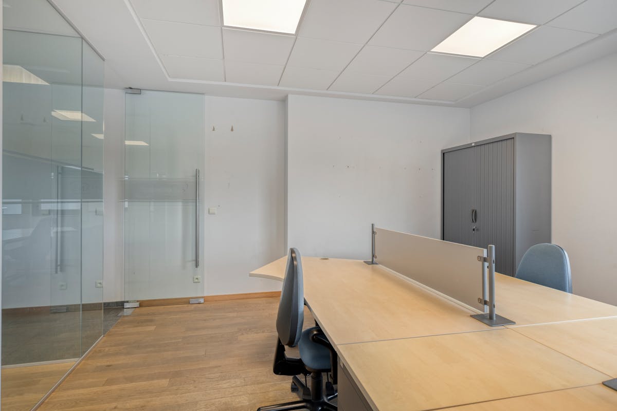 146 m² office space for rent in Geel - photo 4