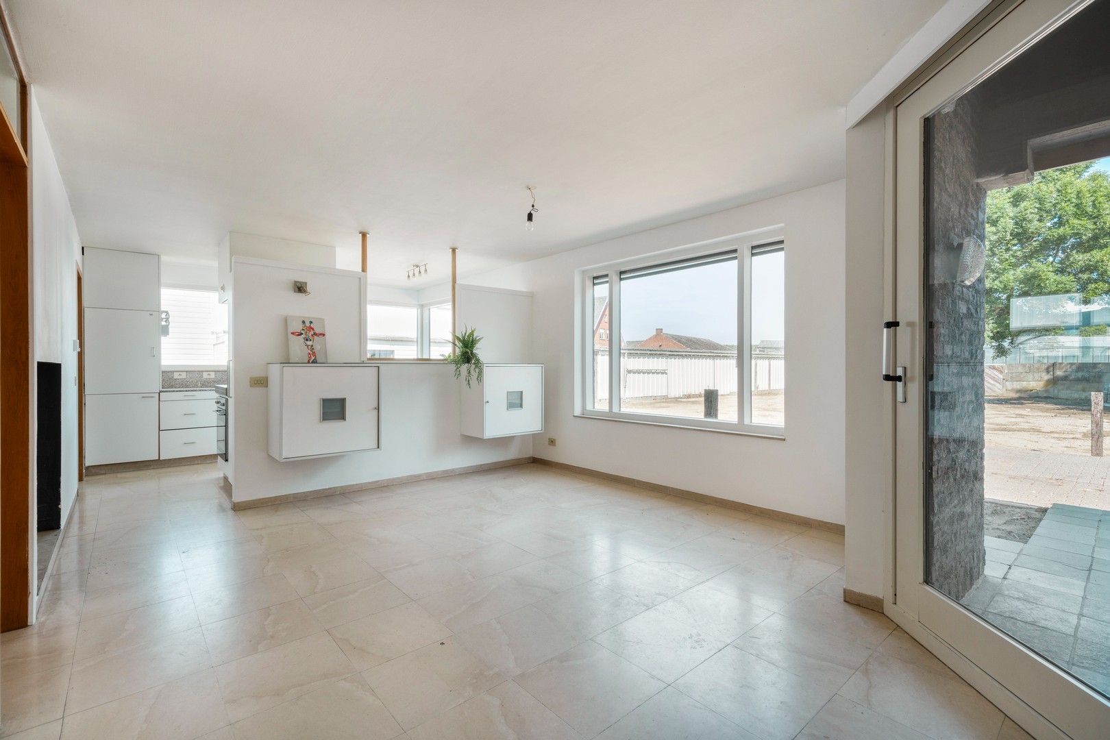 Alleenstaande woning op 1.441m² met extra opslagruimte - foto 5