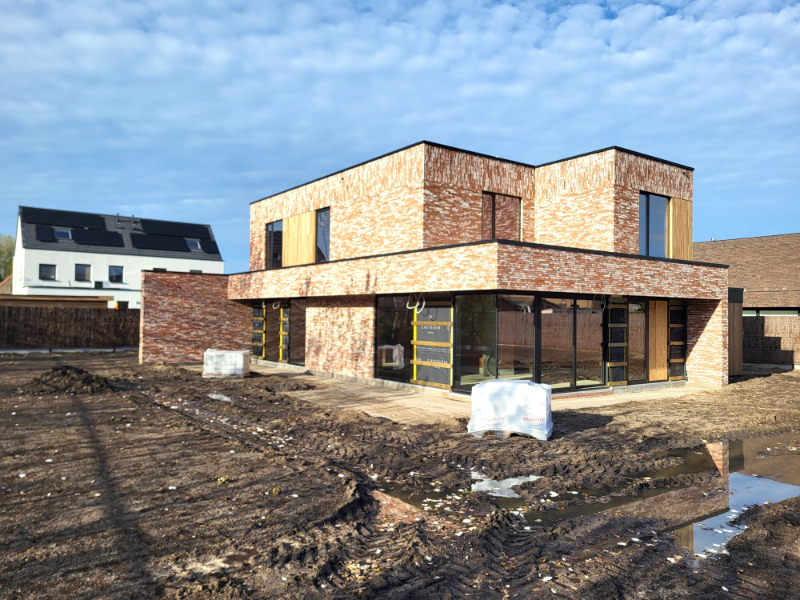 Rustig gelegen nieuwbouwvilla met 4 slaapkamers te koop - foto 4