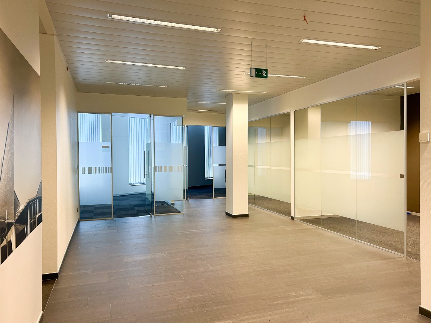 Handelsgelijkvloers met parking op de Leien - foto 5