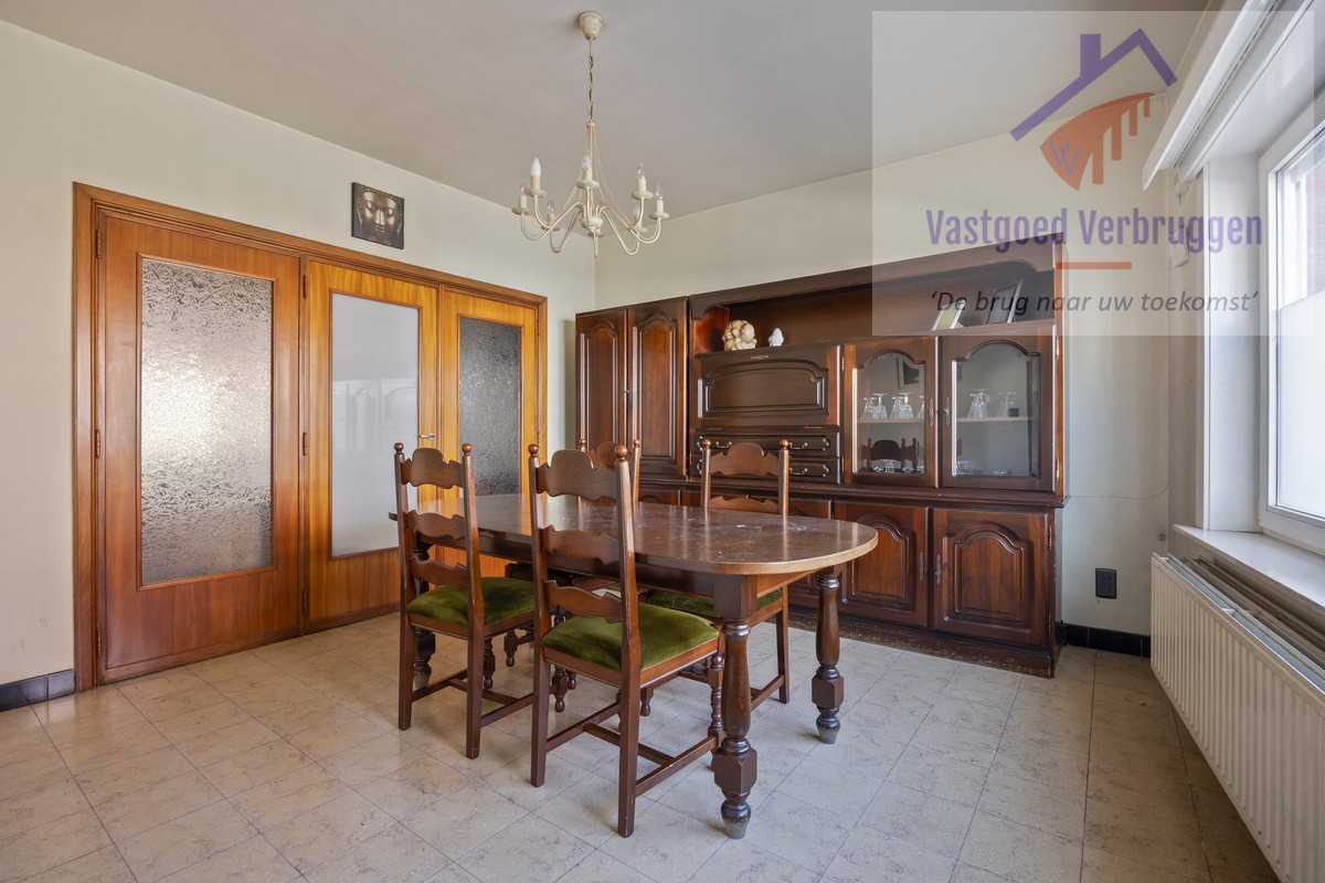 Te renoveren solide woning met prachtige stadstuin op toplocatie in centrum Aalst - foto 4