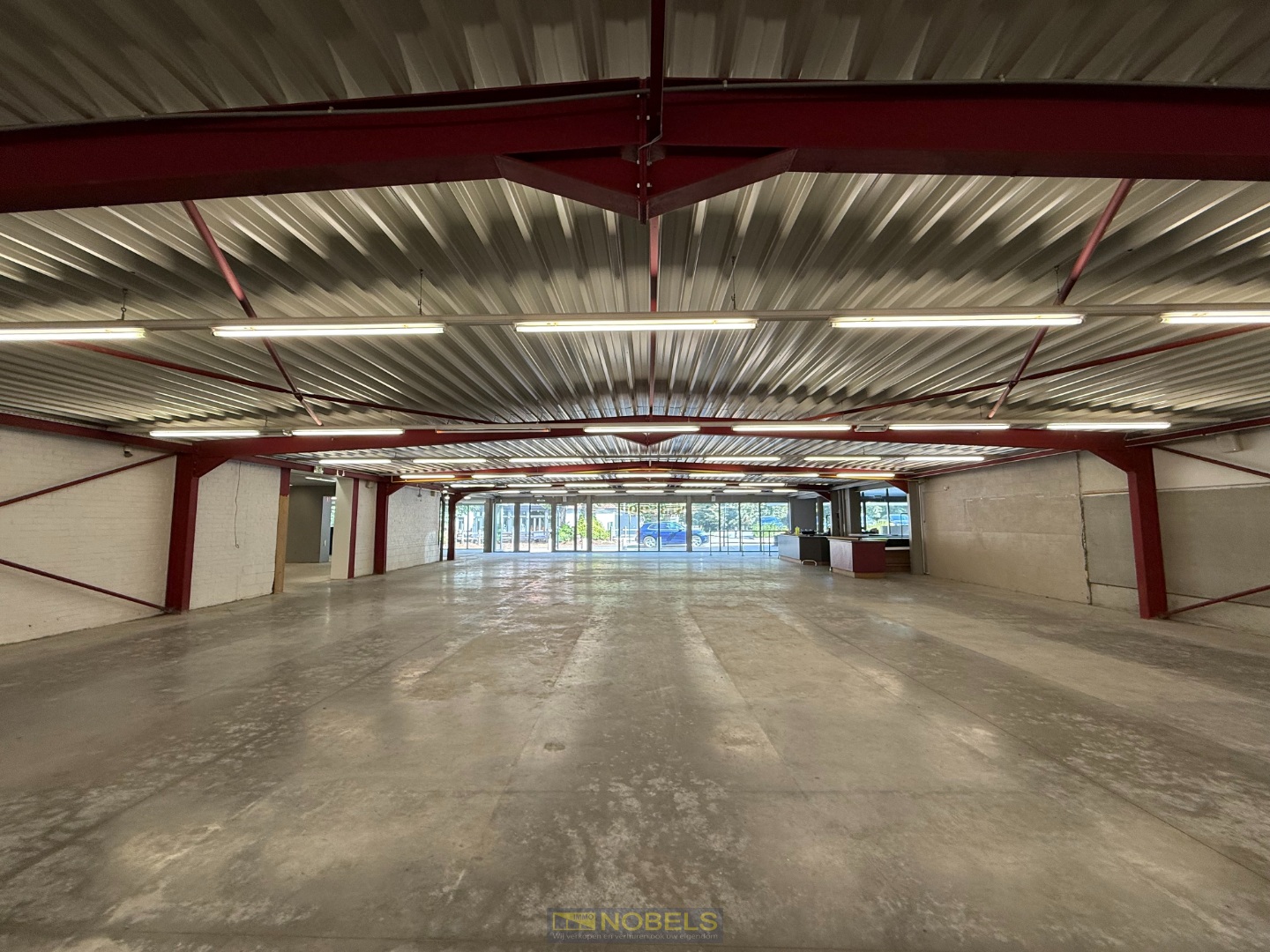 Te huur, flexibele stockageruimtes te Mont-de-l'Enclus - photo 1