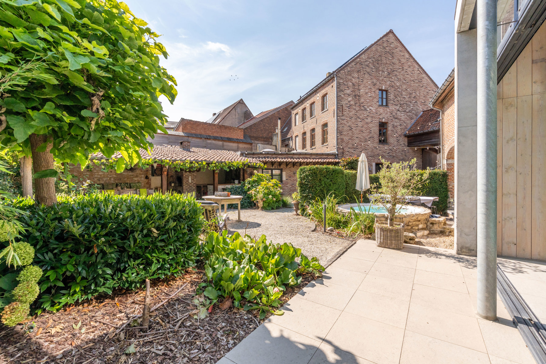 Karaktervolle gerenoveerde woning te Hoegaarden. - foto 4