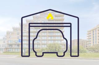 Box de garage fermé nr 30 situé dans la résidence Calmeyn au sous-sol (-1).<br /><br />Dimensions :<br />Largeur : 2,80 m<br />Longueur : 5,60 m