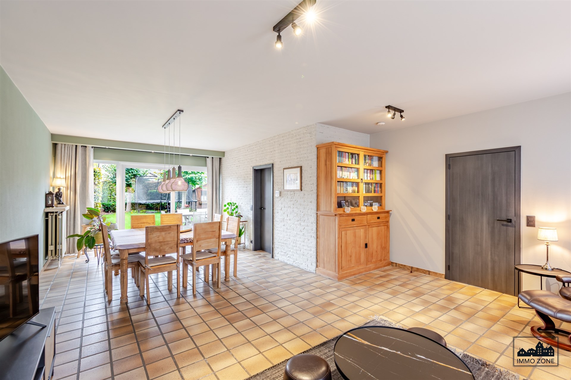 House for sale in Sint-Niklaas with 5 bedrooms - photo 4