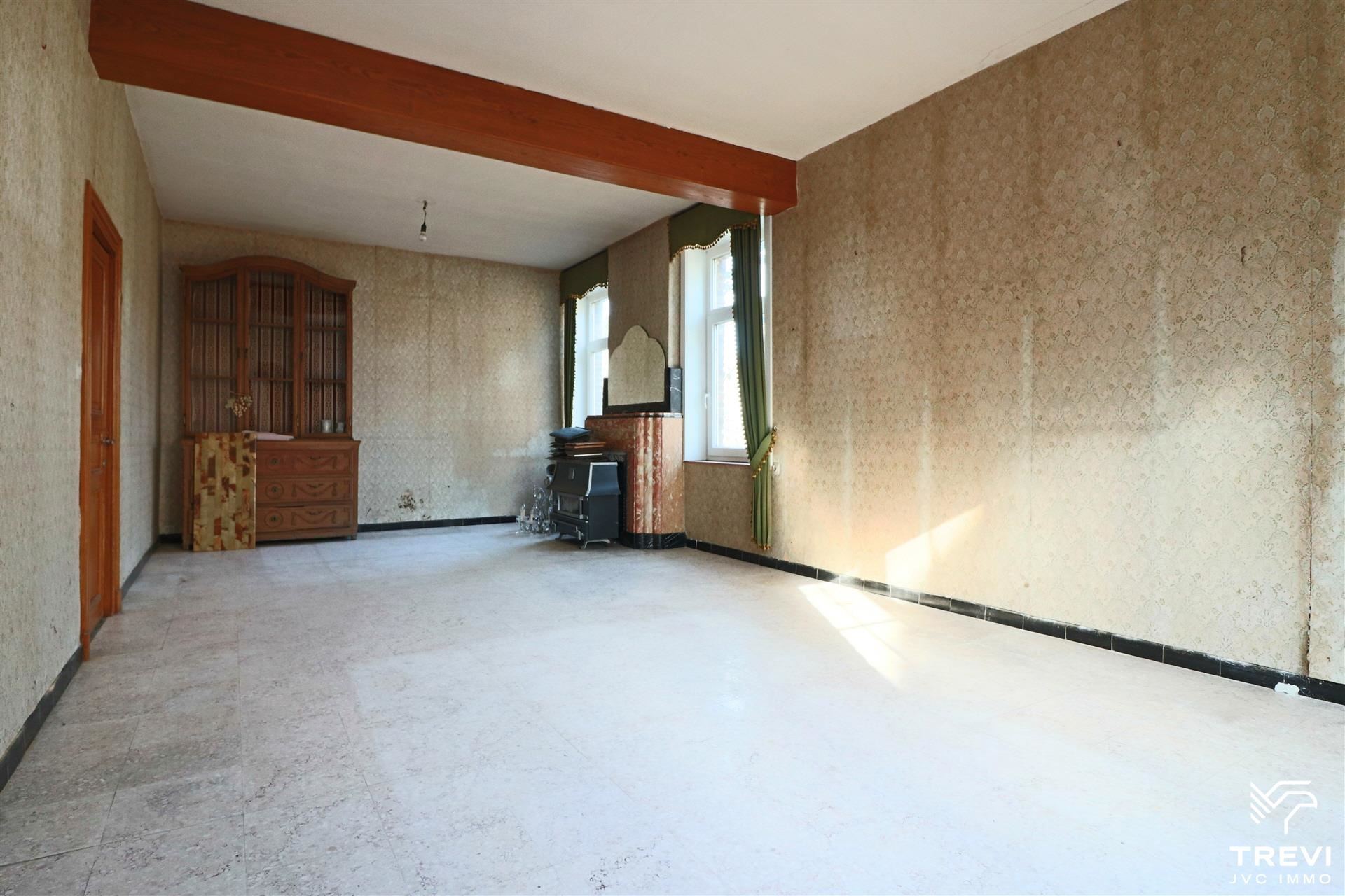 Grande maison villageoise à rénover dans un charmant village hesbignon - photo 5