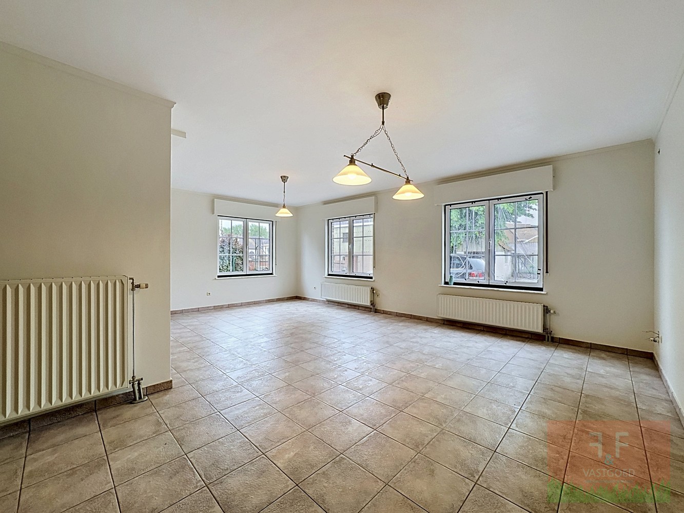 Gezinswoonst met 3 slaapkamers, garage en tuin te Bavegem - foto 5